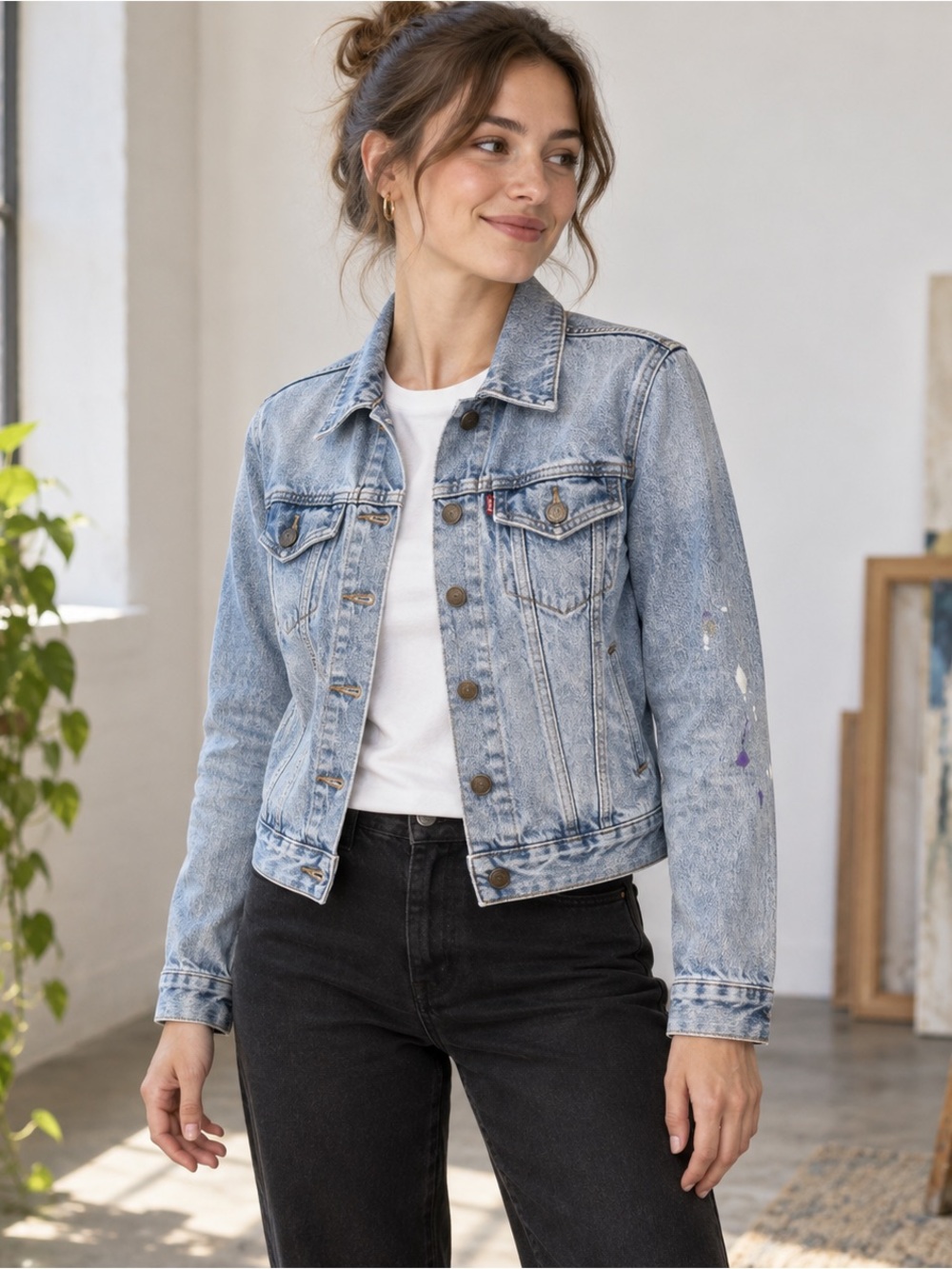 Levi’s Women’s Trucker Denim Jacket Light Wash Small